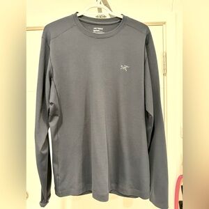 Arc’teryx MOTUS AR CREW NECK SHIRT LS MEN'S, like new, worn a couple times.